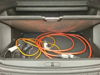 Photo 55 Peugeot 2008  Electrique 136 ch