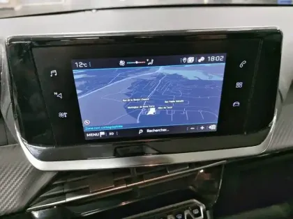 Photo 14 Peugeot 208  PureTech 75 S&S BVM5