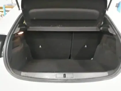 Photo 45 Peugeot 208  PureTech 75 S&S BVM5