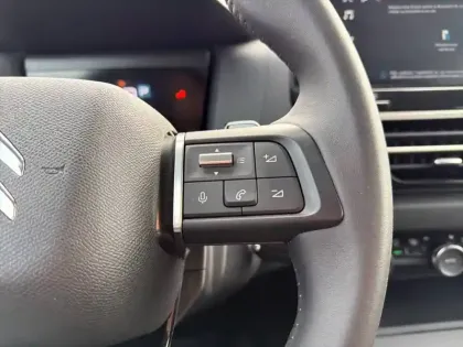 Photo 17 Citroën C4  Hybride 100 e-DCS6