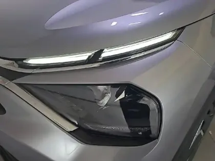 Photo 37 Citroën C4  Hybride 100 e-DCS6