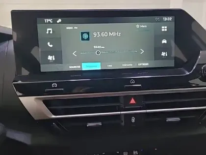 Photo 40 Citroën C4  Hybride 100 e-DCS6