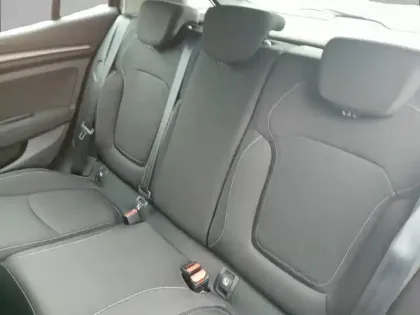 Photo 11 Renault Megane Mégane IV Berline Blue dCi 115 EDC