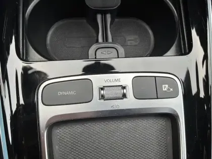 Photo 36 Mercedes GLA  250 e 8G-DCT