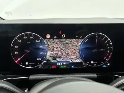 Photo 26 Mercedes GLA  250 e 8G-DCT