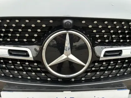 Photo 38 Mercedes GLA  250 e 8G-DCT