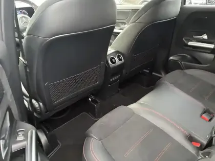 Photo 25 Mercedes GLA  250 e 8G-DCT