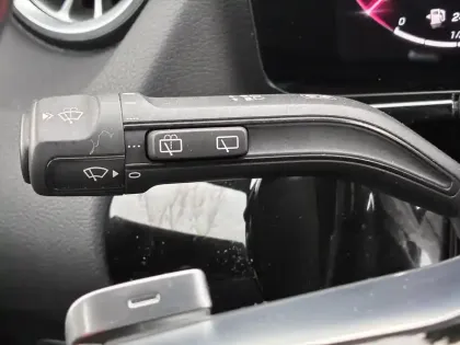 Photo 18 Mercedes GLA  250 e 8G-DCT