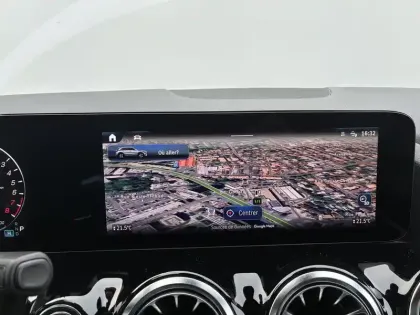 Photo 27 Mercedes GLA  250 e 8G-DCT