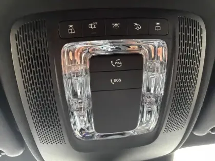 Photo 33 Mercedes GLA  250 e 8G-DCT