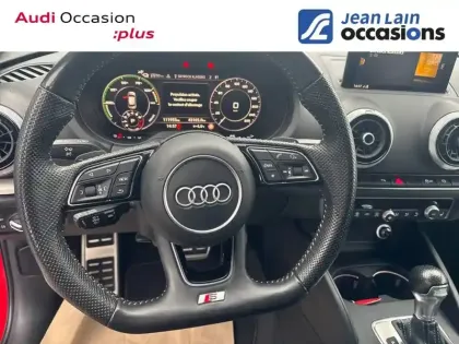 Photo 53 Audi A3  Sportback 40 e-tron 204 S tronic 6