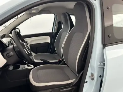 Photo 8 Renault Twingo  III Achat Intégral - 21