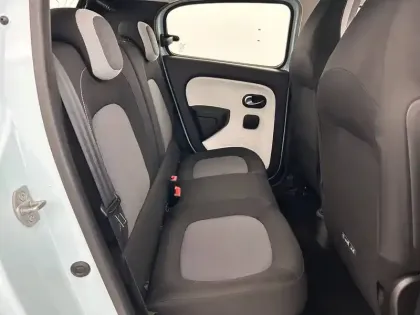 Photo 15 Renault Twingo  III Achat Intégral - 21