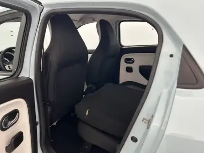 Photo 24 Renault Twingo  III Achat Intégral - 21