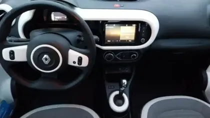 Photo 8 Renault Twingo  III Achat Intégral - 21