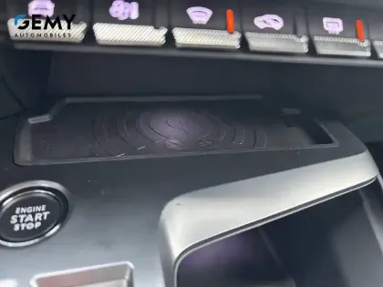 Photo 20 Peugeot 308  PureTech 130ch S&S EAT8