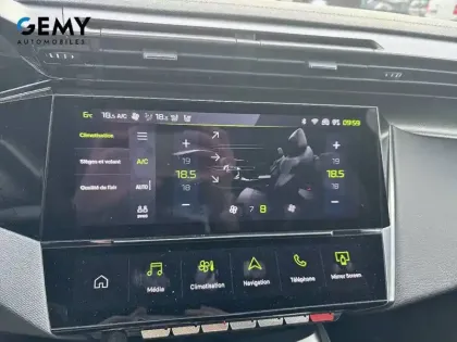 Photo 22 Peugeot 308  PureTech 130ch S&S EAT8