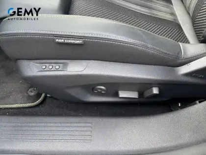 Photo 15 Peugeot 308  PureTech 130ch S&S EAT8