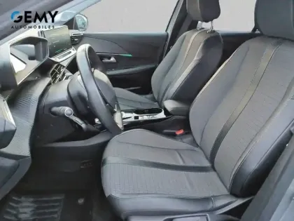 Photo 8 Peugeot 208  Electrique 50 kWh 136ch