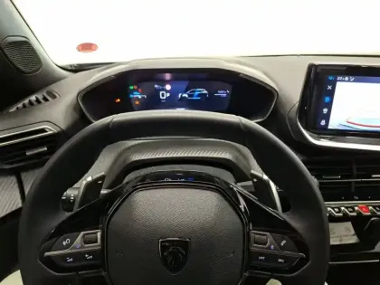 Photo 56 Peugeot 2008  Hybrid 136 e-DCS6