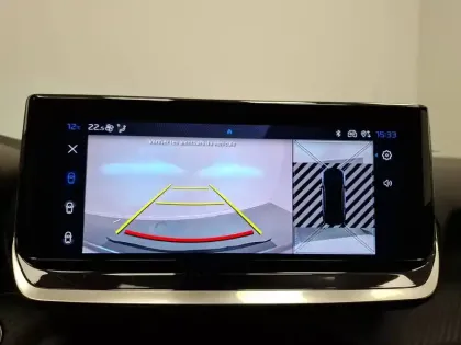 Photo 23 Peugeot 2008  Hybrid 136 e-DCS6