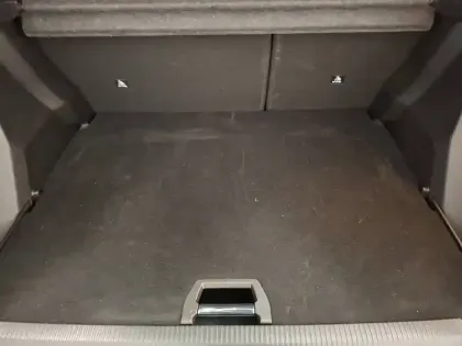 Photo 8 Peugeot 2008  Hybrid 136 e-DCS6