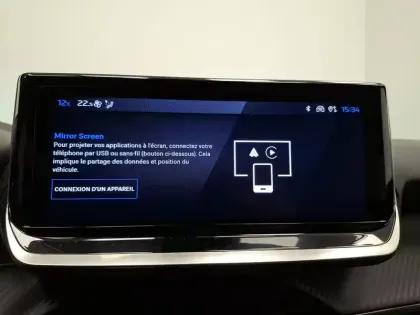 Photo 27 Peugeot 2008  Hybrid 136 e-DCS6