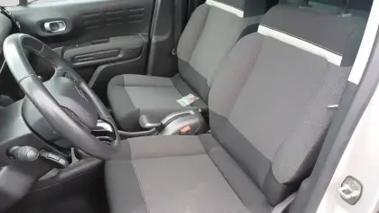 Photo 12 Citroën C3 Aircross  PureTech 110 S&S BVM6