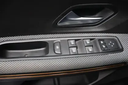 Photo 57 Dacia Sandero  ECO-G 100 - 22