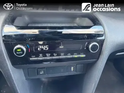 Photo 13 Toyota Yaris  Cross Hybride 116h AWD-i