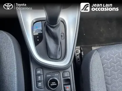 Photo 12 Toyota Yaris  Cross Hybride 116h AWD-i