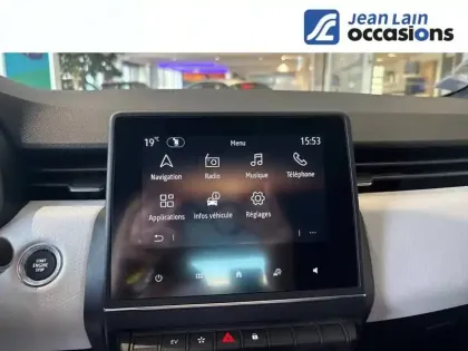 Photo 15 Renault Clio  E-Tech 140