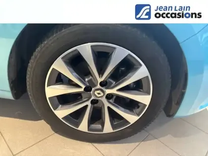 Photo 8 Renault Clio  E-Tech 140