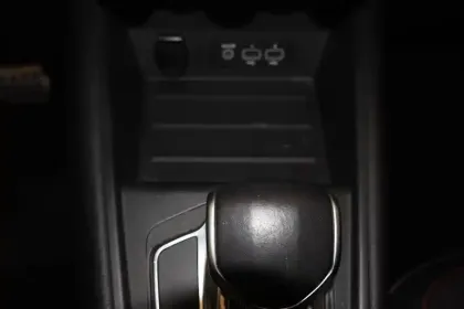 Photo 20 Renault Captur  E-Tech 145 - 21B