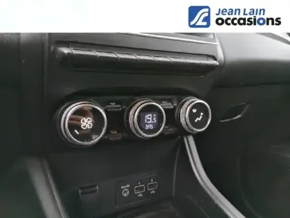 Photo 13 Renault Captur  TCe 140 EDC - 21