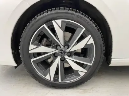 Photo 140 Peugeot 308  SW PureTech 130ch S&S BVM6