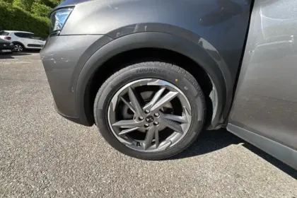 Photo 12 DS DS 7 DS7 Crossback Hybride E-Tense 225 EAT8