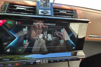 Photo 21 DS DS 7 DS7 Crossback Hybride E-Tense 225 EAT8