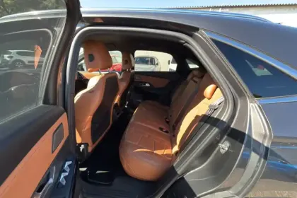 Photo 10 DS DS 7 DS7 Crossback Hybride E-Tense 225 EAT8