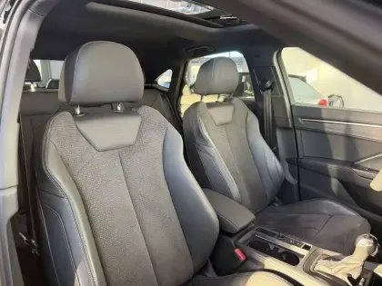 Photo 8 Audi Q3  Sportback 35 TDI 150 ch S tronic 7