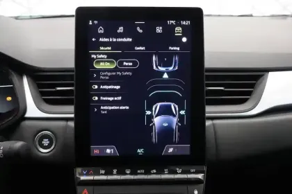 Photo 12 Renault Symbioz  E-Tech full hybrid 145