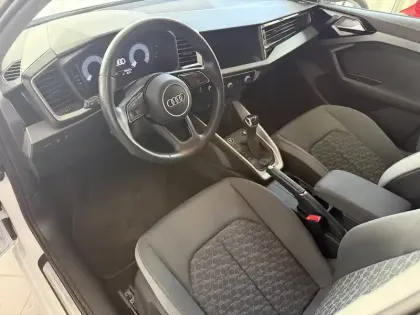 Photo 5 Audi A1  Sportback 25 TFSI 95 ch S tronic 7