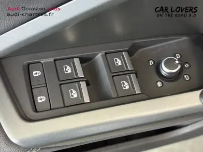 Photo 15 Audi Q3  35 TDI 150 ch S tronic 7