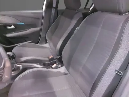 Photo 10 Peugeot 208 Gén. II Ph1 NG Style 5