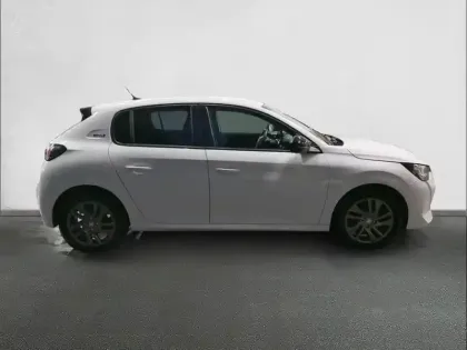 Photo 43 Peugeot 208  PureTech 75 S&S BVM5