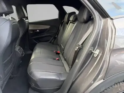 Photo 11 Peugeot 3008  Hybrid 225 e-EAT8