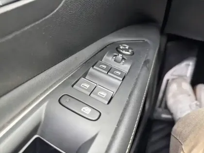 Photo 14 Peugeot 3008  Hybrid 225 e-EAT8