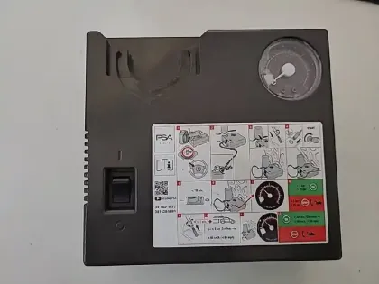 Photo 39 Peugeot 208  BlueHDi 100 S&S BVM6