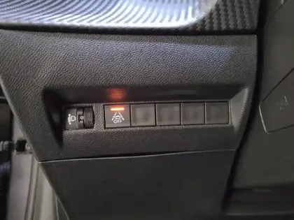 Photo 76 Peugeot 208 Gén. II Ph1 NG Active Pack 5