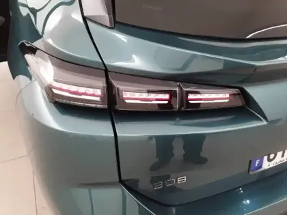 Photo 82 Peugeot 308  SW BlueHDi 130ch S&S EAT8